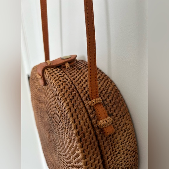 NWT Boho Bags The Original Round Rataan Crossbody Bag Purse - Picture 9 of 10
